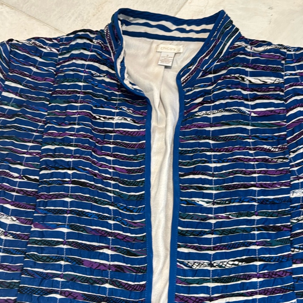 Women’s Chico’s size 3 quilted blazer